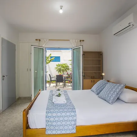 Villa Thalassa By The Beach